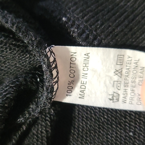 ✊HGCApparel.com Sweater - Picture 8 of 9